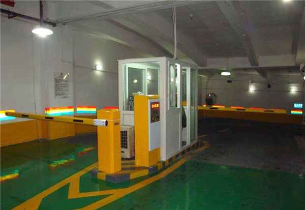 停車場智能化遇新挑戰，《中國公路網》提出：關注智能停車場市場